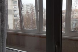 Продам трехкомнатную вторичку 62.0 м² этаж 4/5 город Волгодонск проспект Мира 51